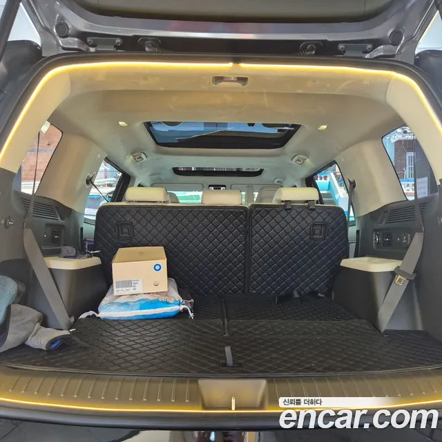 Hyundai Santafe — Фото автомобиля 9