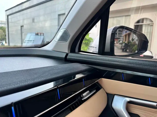 Geely Boyue L — Фото автомобиля 15