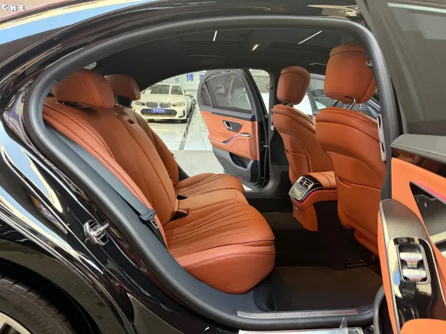 Mercedes-Benz S-Class — Фото автомобиля 17