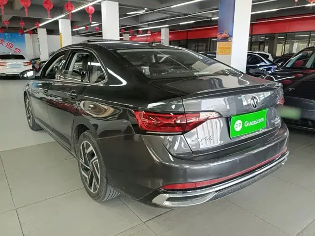 Volkswagen Sagitar — Фото автомобиля 4