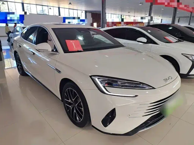 BYD Seal 07 DM-i — Фото автомобиля 3