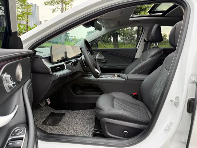 Chery Arrizo 8 — Фото автомобиля 4
