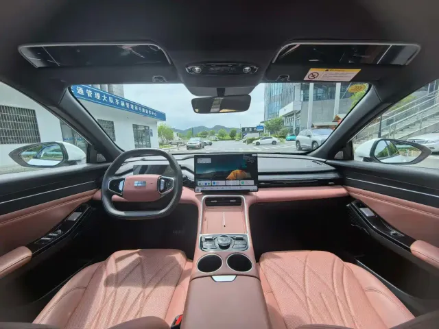 Geely Galaxy L6 — Фото автомобиля 8