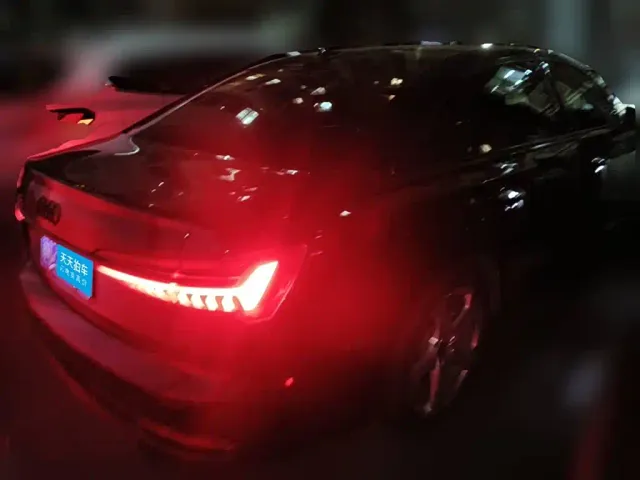 Audi A6L — Фото автомобиля 2