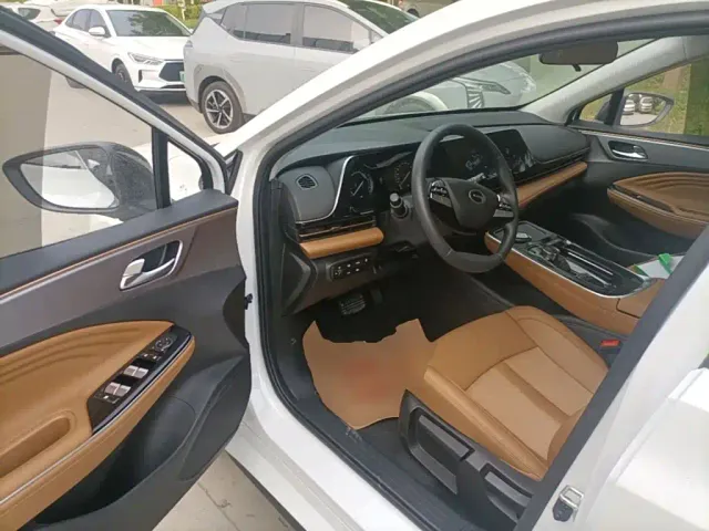 GAC Aion S Plus — Фото автомобиля 15