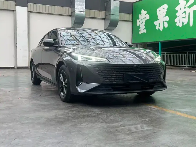 Changan Lamore — Фото автомобиля 3