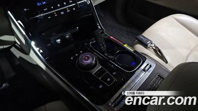 Kia Carnival 4th Gen — Фото автомобиля 9