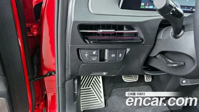 Kia EV6 — Фото автомобиля 16