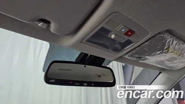 Hyundai Venue — Фото автомобиля 25