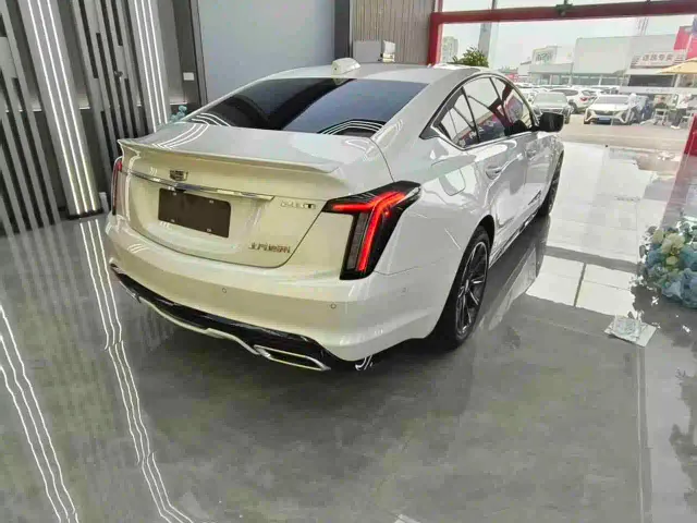 Cadillac CT5 — Фото автомобиля 19
