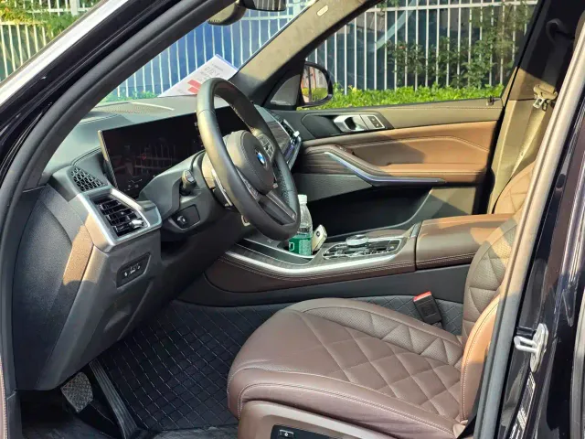 BMW X5 — Фото автомобиля 7