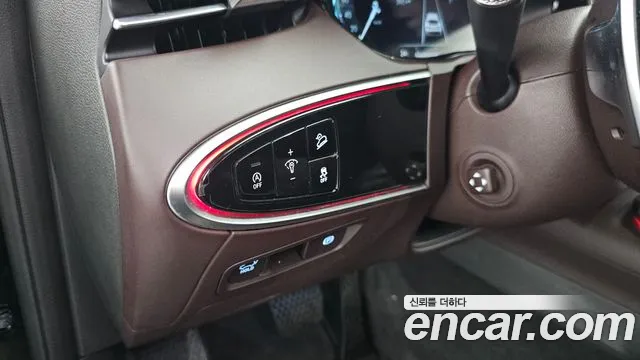 Genesis GV70 2.5T Бензин AWD — Фото автомобиля 18