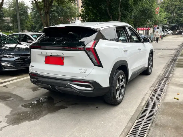 Geely Boyue L — Фото автомобиля 6