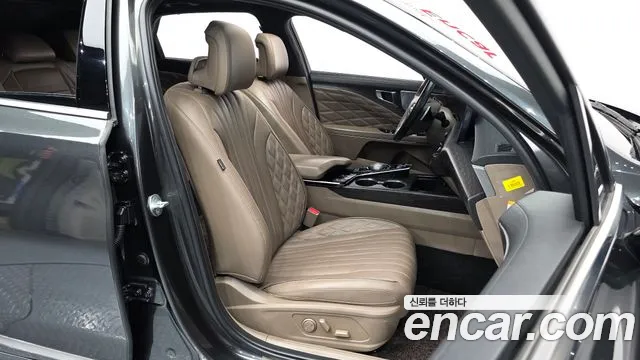 Kia K8 Hybrid — Фото автомобиля 11
