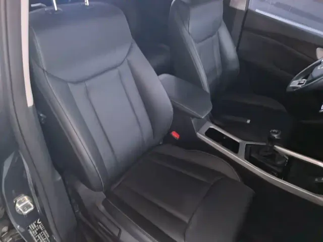 Wuling Jiachen — Фото автомобиля 24