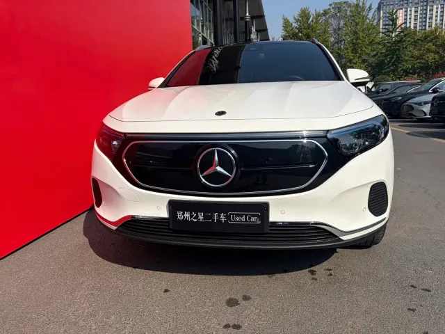 Mercedes-Benz EQA — Фото автомобиля 2