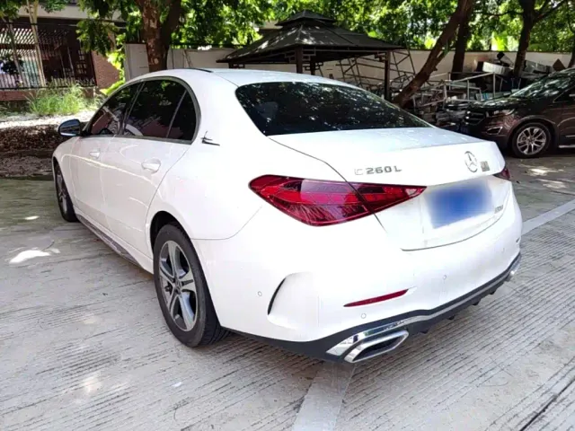 Mercedes-Benz C-Class — Фото автомобиля 4