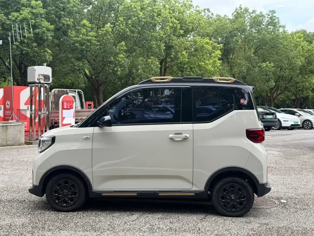 Wuling Hongguang Mini EV — Фото автомобиля 8