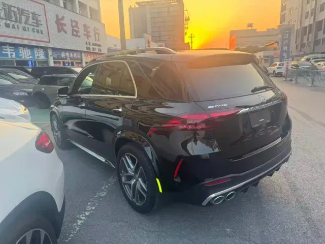 Mercedes-Benz GLE-Class AMG — Фото автомобиля 3