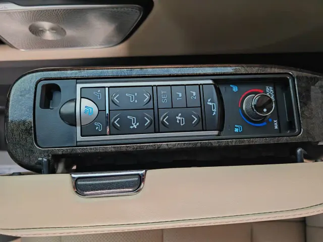 Mercedes-Benz V-Class — Фото автомобиля 16