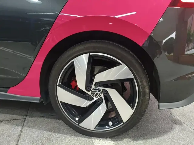Volkswagen Golf GTI — Фото автомобиля 16