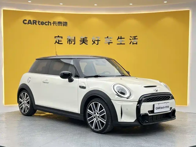 MINI Hatch — Фото автомобиля 2