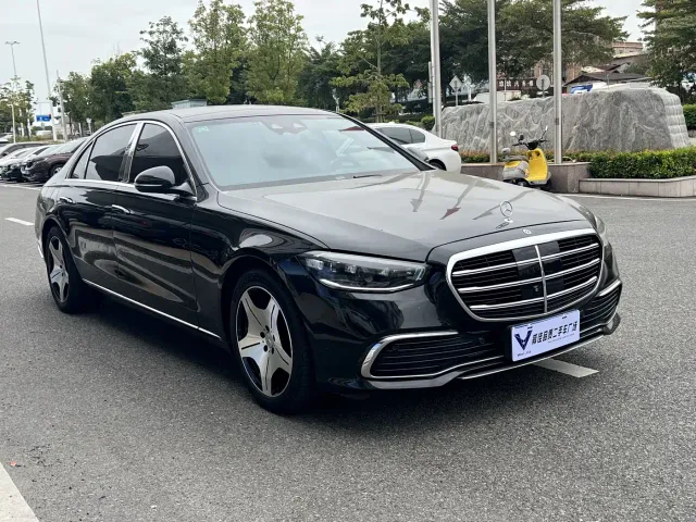 Mercedes-Benz S-Class — Фото автомобиля 3