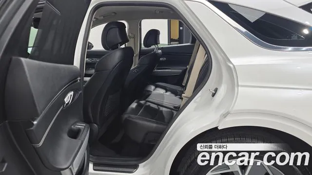 Genesis GV70 Electrified — Фото автомобиля 17