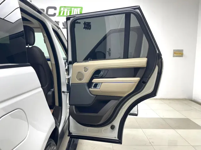 Land Rover Range Rover — Фото автомобиля 7