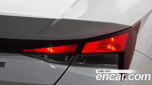 Hyundai Avante CN7 — Фото автомобиля 23