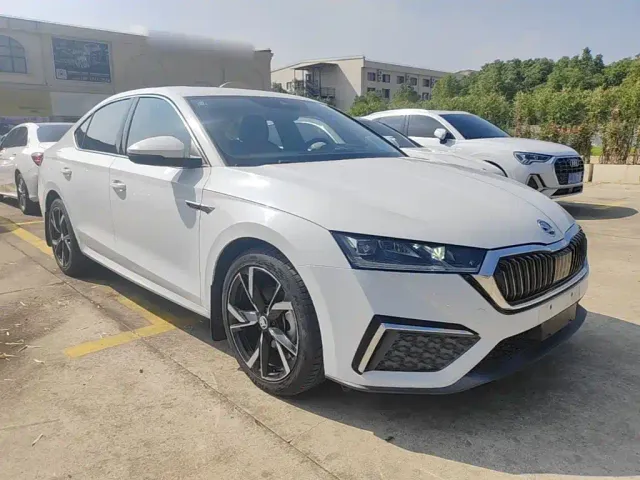 Skoda Octavia — Фото автомобиля 3