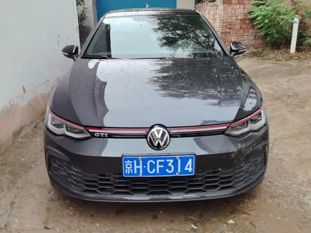 Volkswagen Golf GTI — Фото автомобиля 2