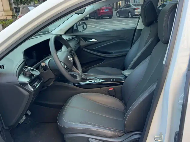 Buick Verano — Фото автомобиля 9