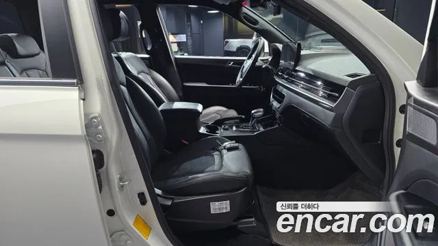 KG_Mobility_Ssangyong Rexton Новый Rexton Sport Khan Дизель 2.2 4WD — Фото автомобиля 11