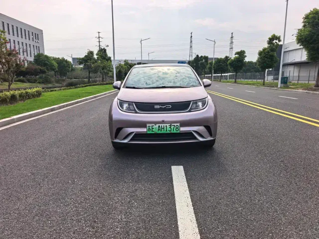 BYD Dolphin — Фото автомобиля 2