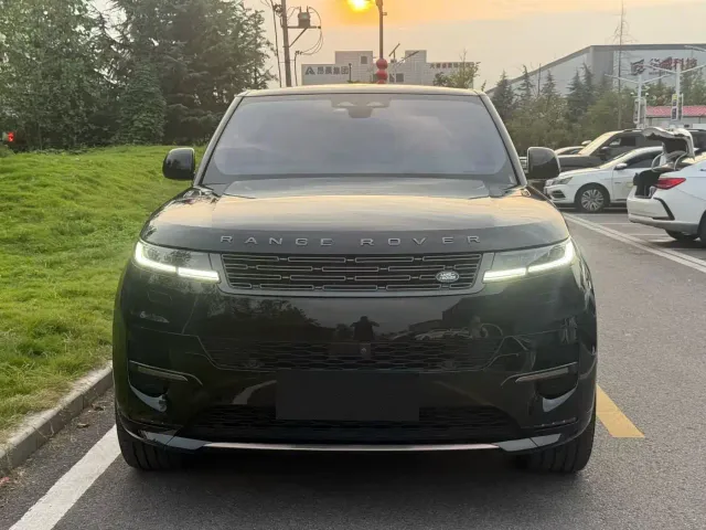 Land Rover Range Rover Sport — Фото автомобиля 2