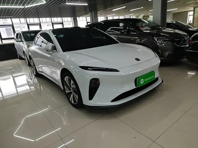 Nio ET5 — Фото автомобиля 21