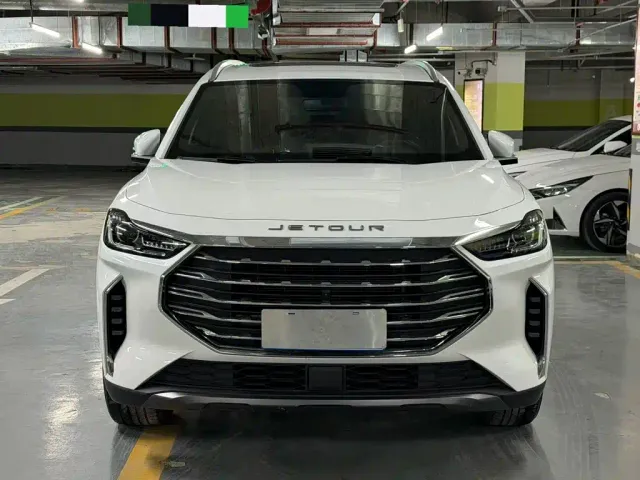 Jetour X70 Plus — Фото автомобиля 2
