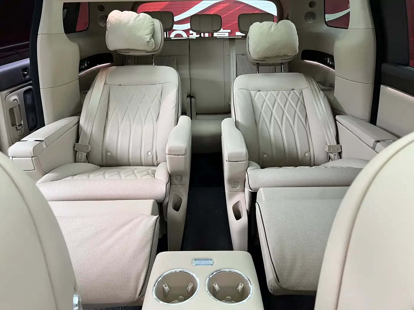 Zhijie Zunjie MPV 2026 Model High-End Edition — Фото автомобиля 29