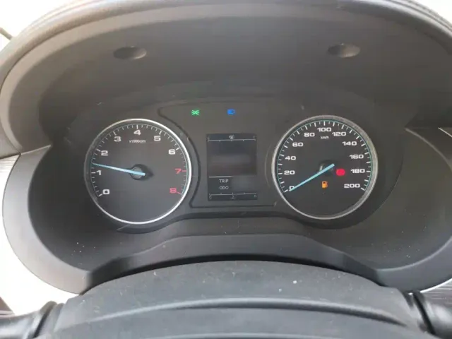 JAC Refine M3 — Фото автомобиля 3