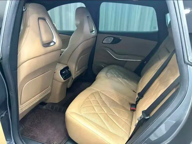 Roewe Feifan R7 — Фото автомобиля 6