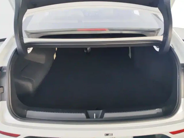 Wuling Starlight — Фото автомобиля 4