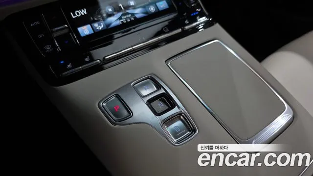 Hyundai Grandeur Grandeur (New) — Фото автомобиля 12