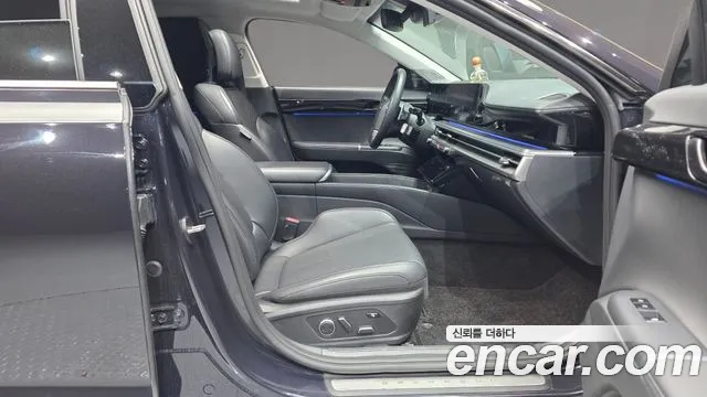 Hyundai Grandeur Grandeur (GN7) 2.5 Бензин 2WD — Фото автомобиля 11