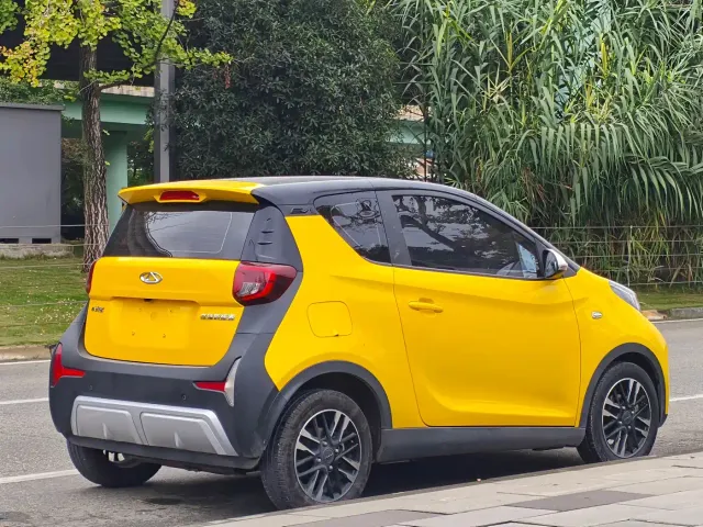 Chery eQ1 — Фото автомобиля 11