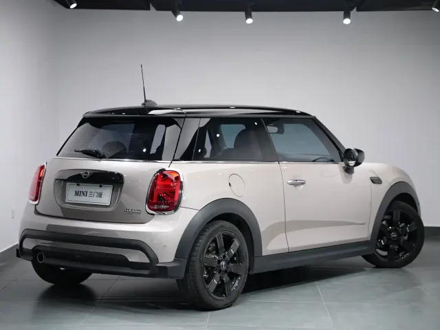 MINI Hatch — Фото автомобиля 7