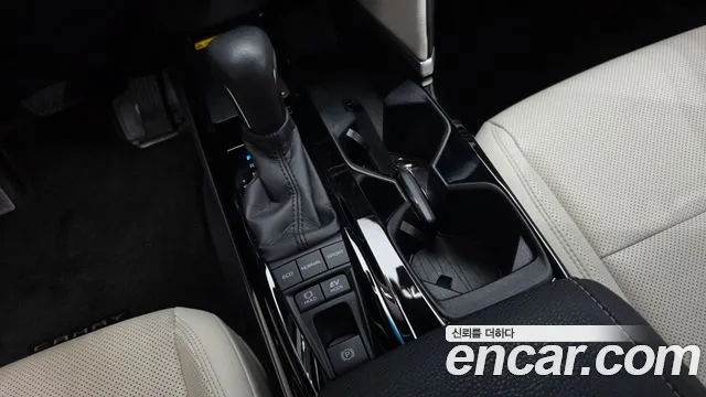 Toyota Camry XV80 — Фото автомобиля 12