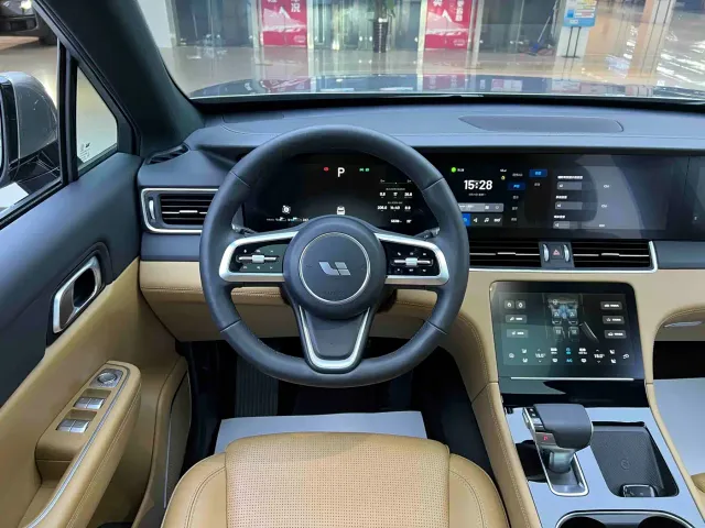 Li Auto ONE — Фото автомобиля 10
