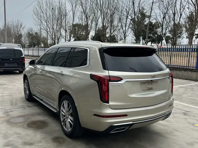 Cadillac XT6 — Фото автомобиля 9