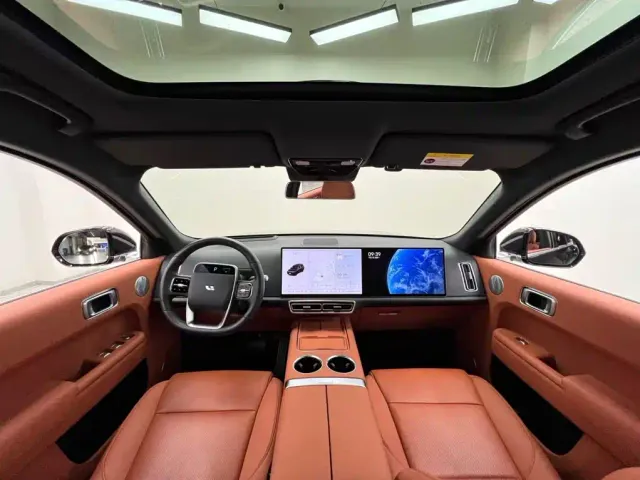 Li Auto L9 — Фото автомобиля 6